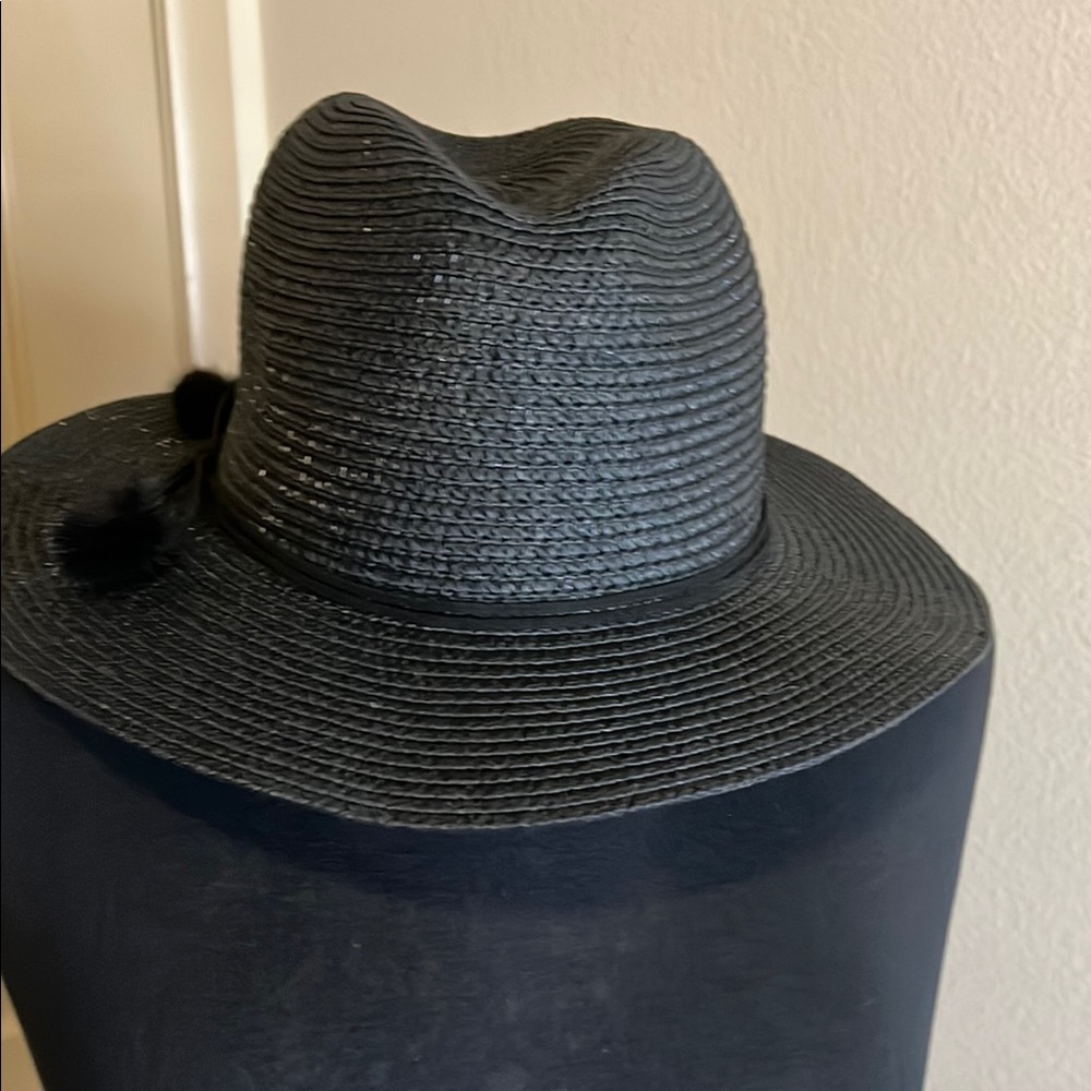 NWOT Elegant Black Fedora Hat